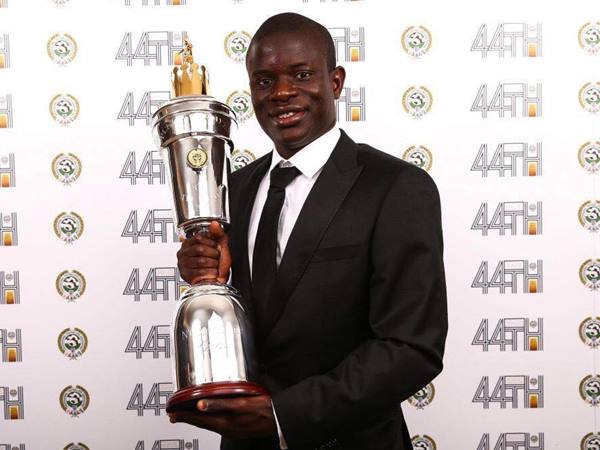 ആരാണീ പുരസ്‌കാരം നല്‍കുന്നത് ?