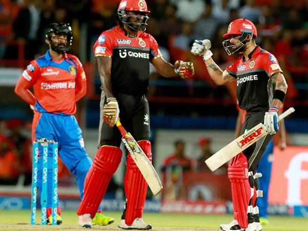 ദുരന്തമായി ബാറ്റിംഗ് നിര