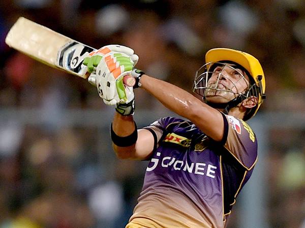 ബാറ്റിംഗ് നിര വീണ്ടും മാറ്റി 