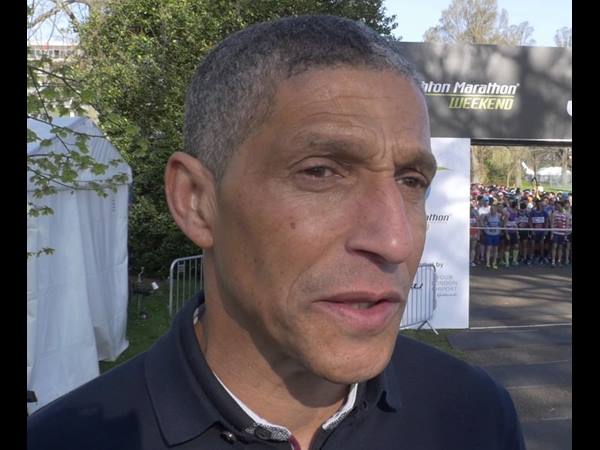 ക്രീസ് ഹൂട്ടനും താരമായി..