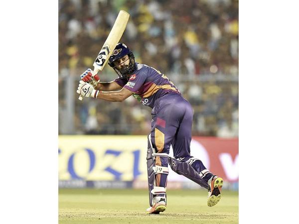 ത്രിപാഠി പത്തിന് താഴെ