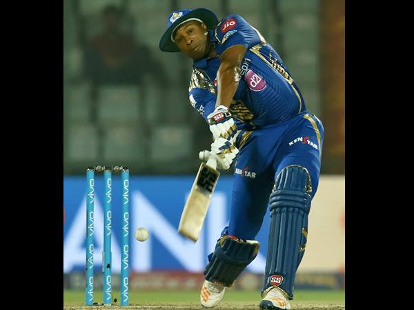 പൊള്ളാർഡ് 1 സിക്സടിക്കും