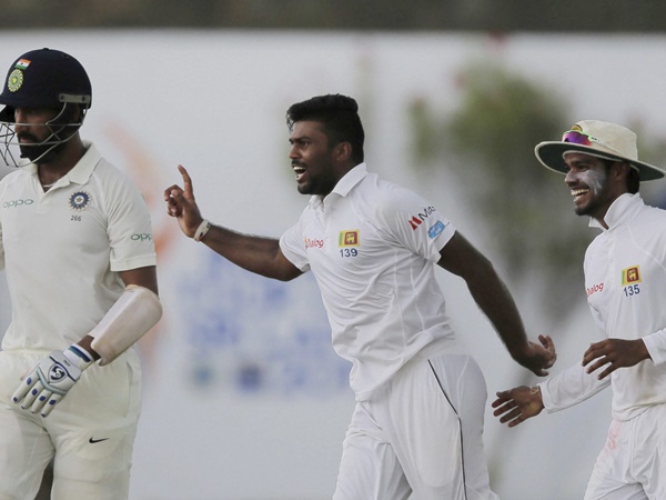 കളി ഇന്ത്യയുടെ കയ്യിൽ