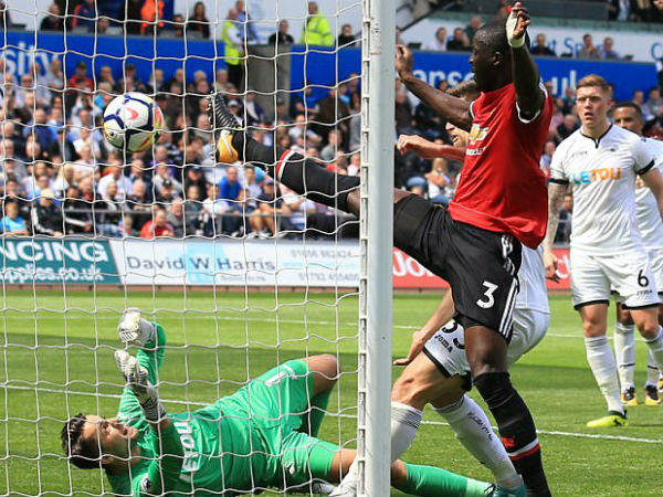 ചെകുത്താന്‍മാരെ പേടിക്കണം