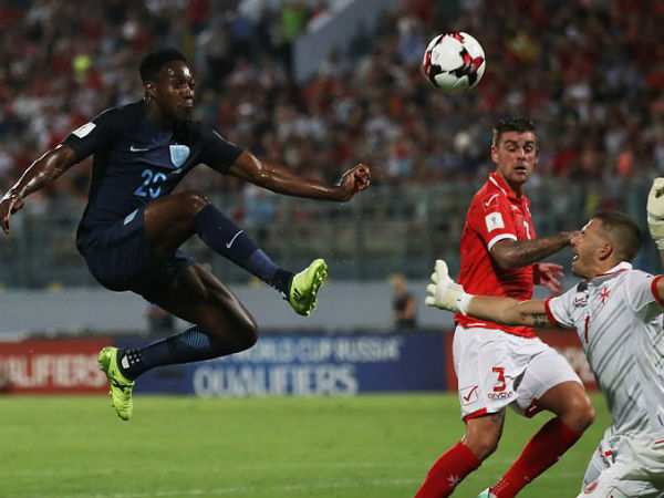 ഗ്രൂപ്പില്‍ ഇഞ്ചോടിഞ്ച്