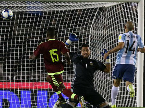 സെല്‍ഫ് ഗോള്‍ രക്ഷിച്ചു