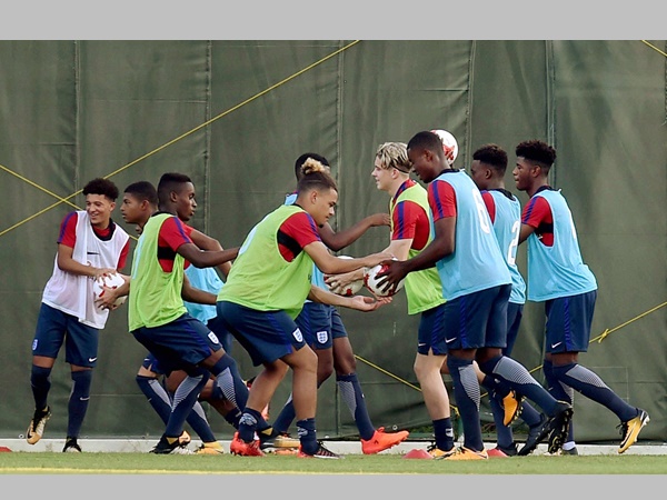  ഇംഗ്ലണ്ടിന്റെ കരുത്ത്..