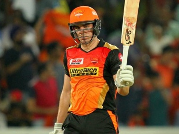 കളി ജയിപ്പിച്ച് ഹെൻറിക്കസ്