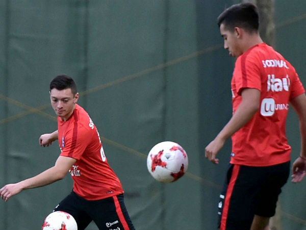 ആത്മവിശ്വാസത്തോടെ ഇംഗ്ലണ്ട്