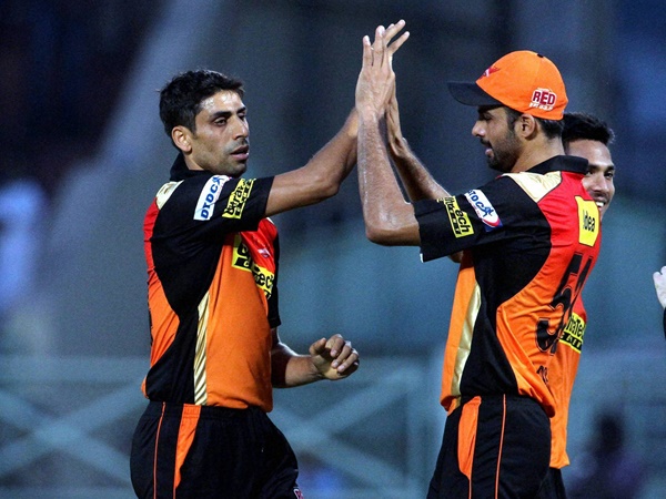 ശ്രീലങ്കയ്ക്കെതിരെ 6/59