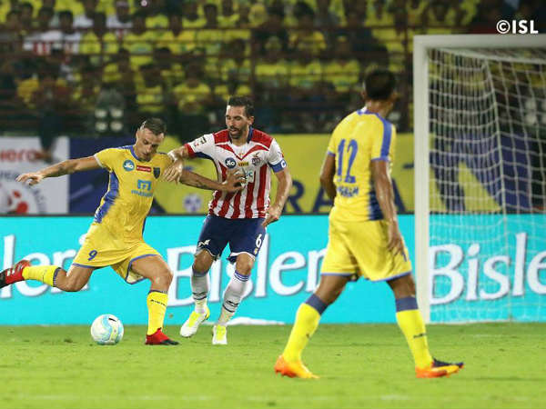 അവസാന മിനിറ്റുകളില്‍ ചില നീക്കങ്ങള്‍