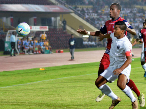 ഫിനിഷിങ് പാളി നോര്‍ത്ത് ഈസ്റ്റ്