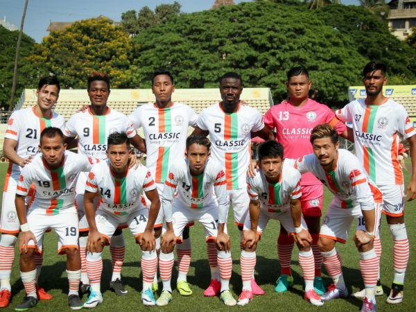  10 ക്ലബ്ബുകള്‍