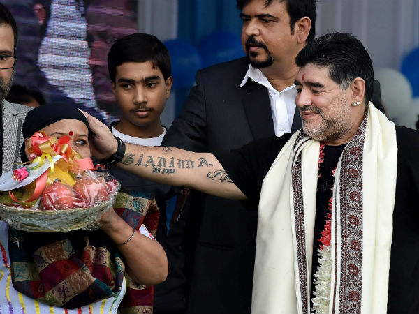 പ്രതികരണം ഇന്ത്യയില്‍ വച്ച്