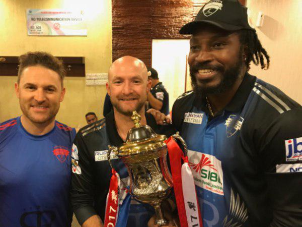 ബാറ്റിങ് വിരുന്ന്