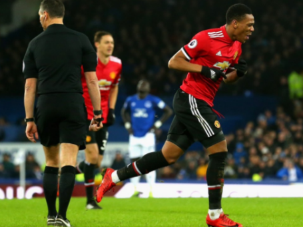 രണ്ടു ഗോളും രണ്ടാംപകുതിയില്‍