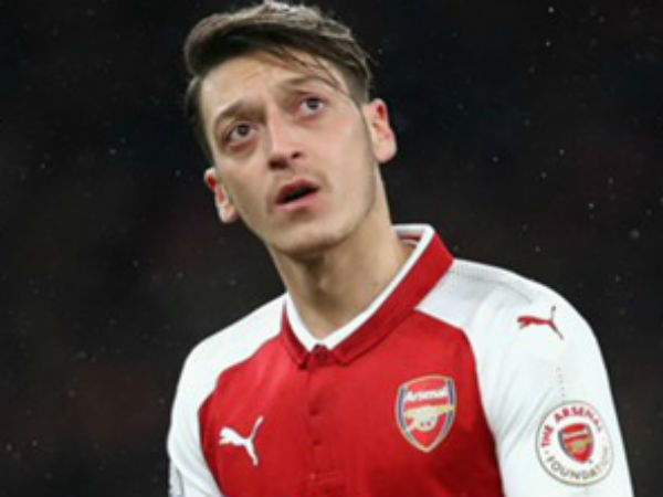 ഓസില്‍ ഇല്ലാതെ ആഴ്‌സനല്‍