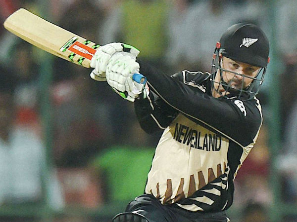 കോളിന്‍ മണ്‍റോ