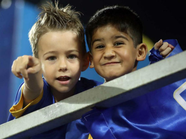 വിനീത് പുറത്തു തന്നെ