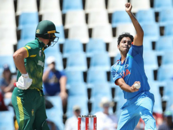 താക്കൂര് തകര്ത്തു താക്കൂര് തകര്ത്തു