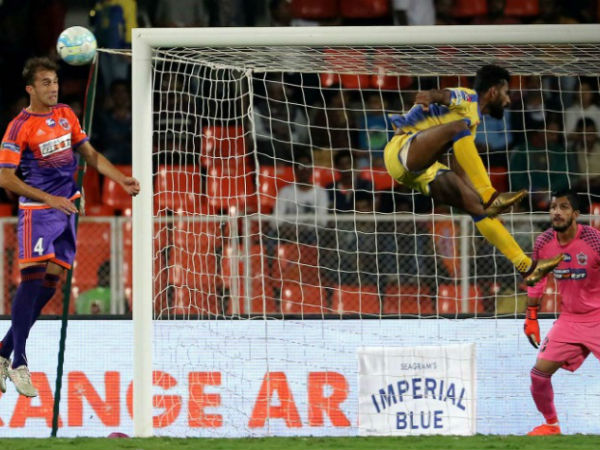 അവസരം പാഴാക്കി പൂനെ