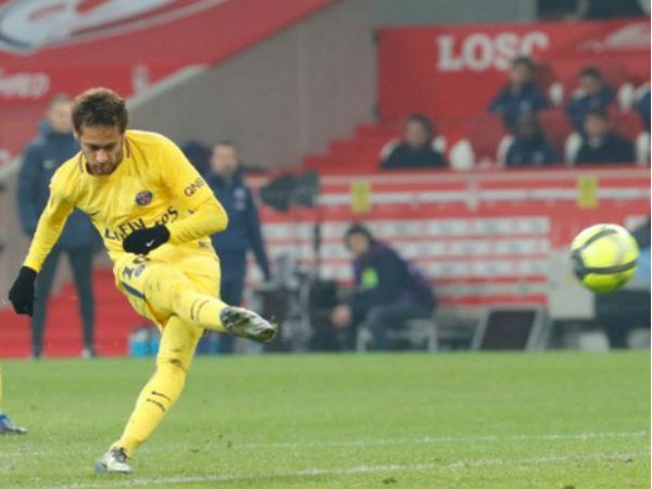 പിടികൊടുക്കാതെ പിഎസ്ജി