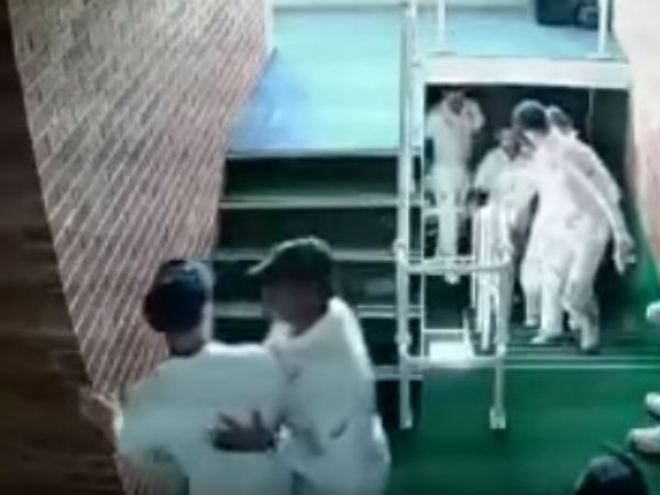 കട്ടക്കലിപ്പില്‍ വാര്‍ണര്‍