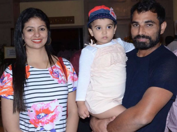 മുന്‍ ചിയര്‍ഗേള്‍