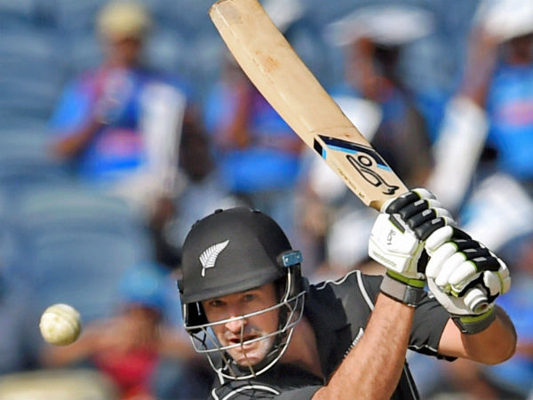 കോളിന്‍ ഡി ഗ്രാന്‍ഡോം (ബാംഗ്ലൂര്‍)