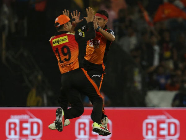 വഴിത്തിരിവായ കൗളിന്റെ ബൗളിങ്