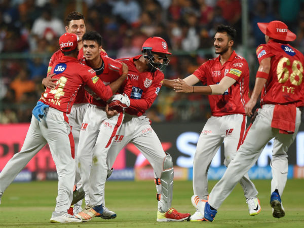 നിരാശപ്പെടുത്തി പേസര്‍മാര്‍