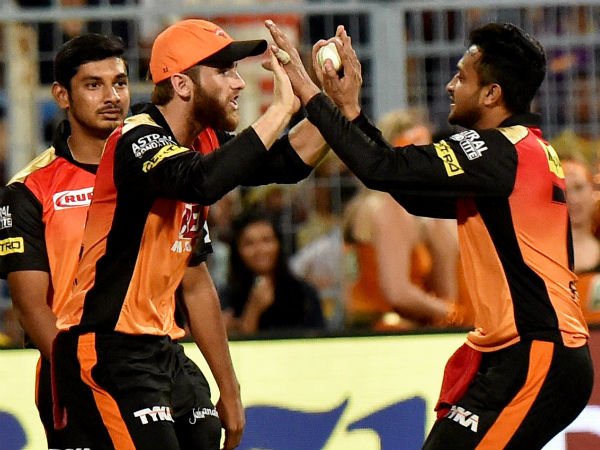 മൂര്‍ച്ച കുറയുന്ന ബൗളിങ്