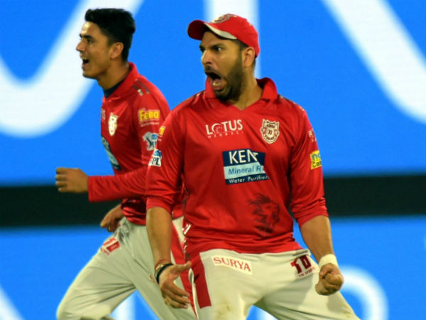 മുജീബിന്റെ സൂപ്പര്‍ ബൗളിങ്