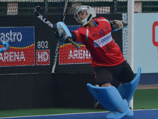  പ്രതിരോധത്തിലെ വിള്ളല്‍