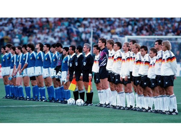 24ല്‍ നിന്ന് 16ലേക്ക്...