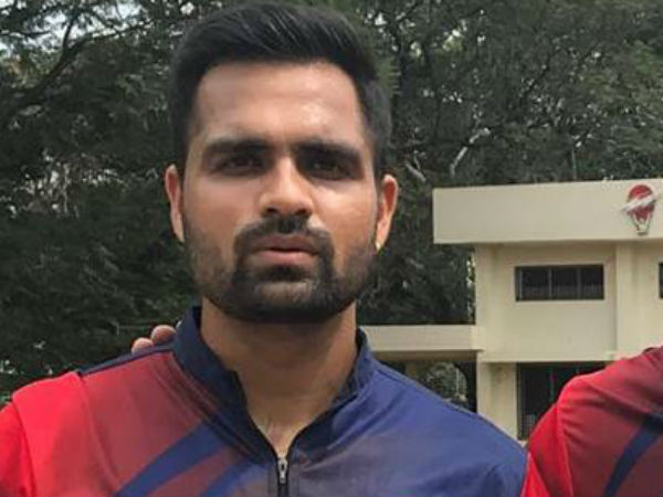 അനികേത് ചൗധരി (ബാംഗ്ലൂര്‍)