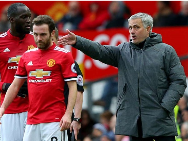 മൊറീഞ്ഞോയ്ക്കും സംഘത്തിനും കിരീടമില്ലാത്ത സീസണ്‍