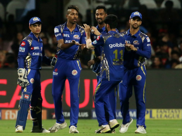 ടോസ് മുംബൈക്ക് ടോസ് മുംബൈക്ക്