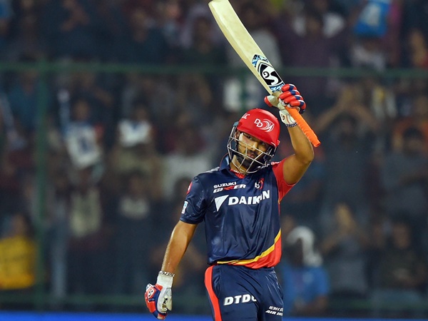 സെഞ്ച്വറി നേടിയ പ്രായം കുറഞ്ഞ താരം