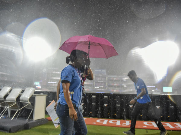 ഗംഭീര്‍ പുറത്തുതന്നെ