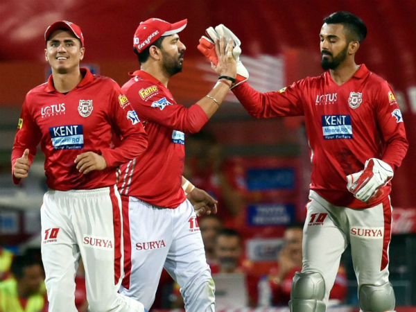 സ്റ്റോണിസിന്റെ വെടിക്കെട്ട്