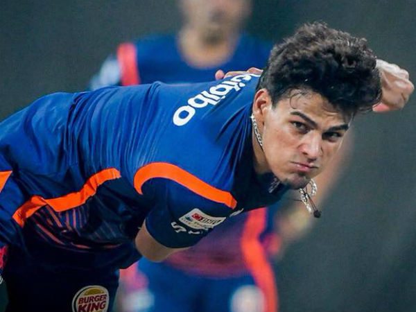 രാഹുല്‍ ചഹാര്‍ (മുംബൈ)