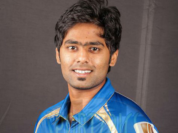 സൂര്യകുമാര്‍ യാദവ് (512 റണ്‍സ്, മുംബൈ)