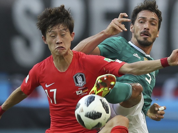 മുള്ളര്‍ ക്ലോസെയ്ക്ക് പകരക്കാരനല്ല