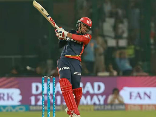 അഭിഷേക് ശര്‍മ (യുവരാജ് സിങ്)