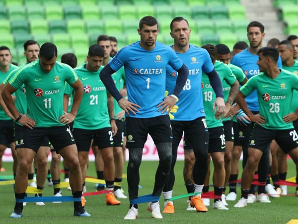 ഓസീസിന് പ്രതീക്ഷയുണ്ട്; പക്ഷേ പടവെട്ടണം