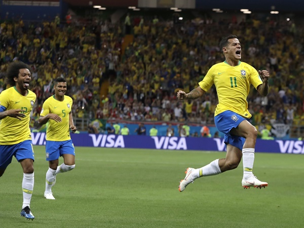 നെയ്മറിനെ ടാക്ലിങില്‍ പെടുത്തി സ്വിസ് പ്രതിരോധം