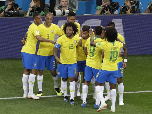 ആദ്യപകുതിയിലെ ബ്രസീല്‍ കൊള്ളാം