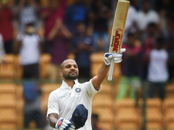 ഉച്ചഭക്ഷണത്തിന് മുമ്പ് സെഞ്ച്വറി