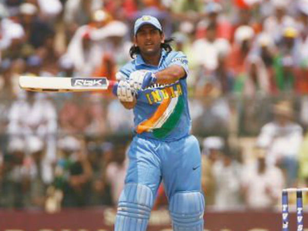 എംഎസ് ധോണി (ഇന്ത്യ)